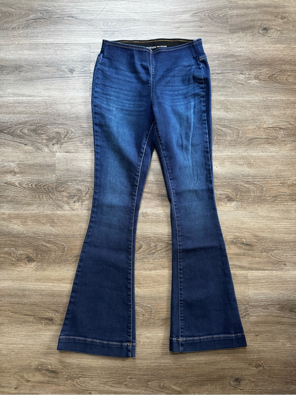 INC International Concepts Dark Blue Flare Stretch Pull On Jeans